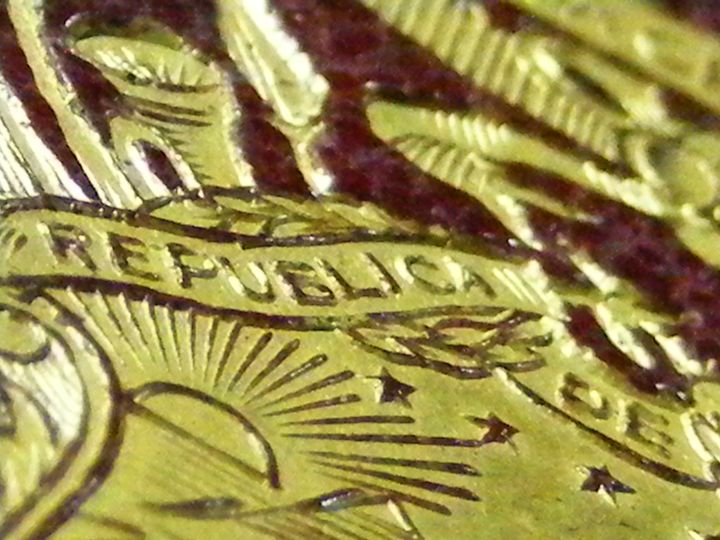 biblioteca 042 copy.jpg